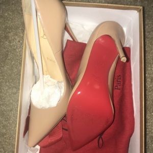 Nude christian Louboutin so kate heels